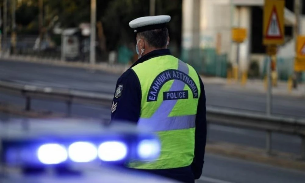 Θραύση αγωγού στην Πατησίων - Διακόπηκε η κυκλοφορία στην οδό Αμερικής